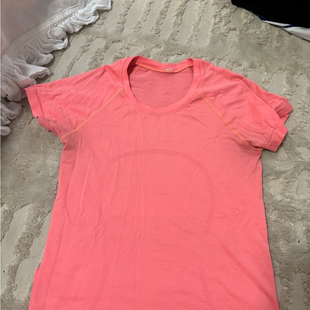 lululemon athletica Pink Short Sleeve Tee
